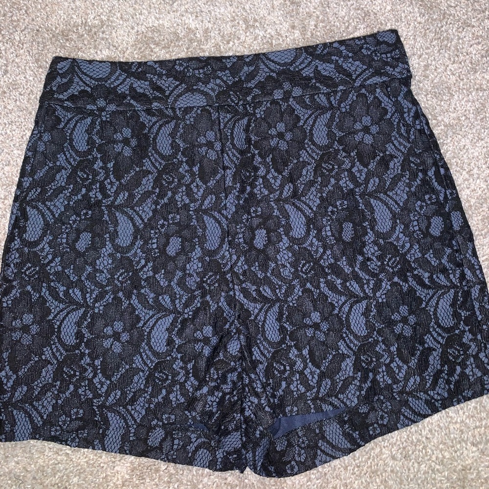Express Dark Blue & Black floral high waist shorts size 0 - Picture 5 of 8